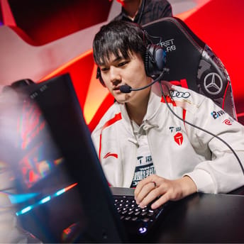 Top Esports’ JackeyLove Contemplates Retiring From Professional League of Legends